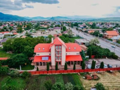 Pensiunea Octogon Πιάτρα Νέαμτς Εξωτερικό φωτογραφία